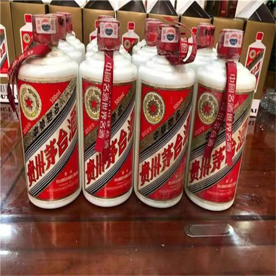 富阳临沂莒南茅台老酒回收价格哪里回收(附近上门回收茅台酒）?